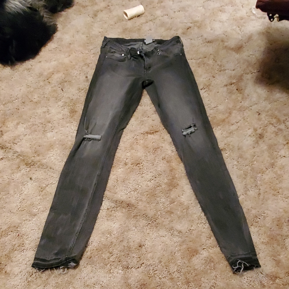 Skinny jeans